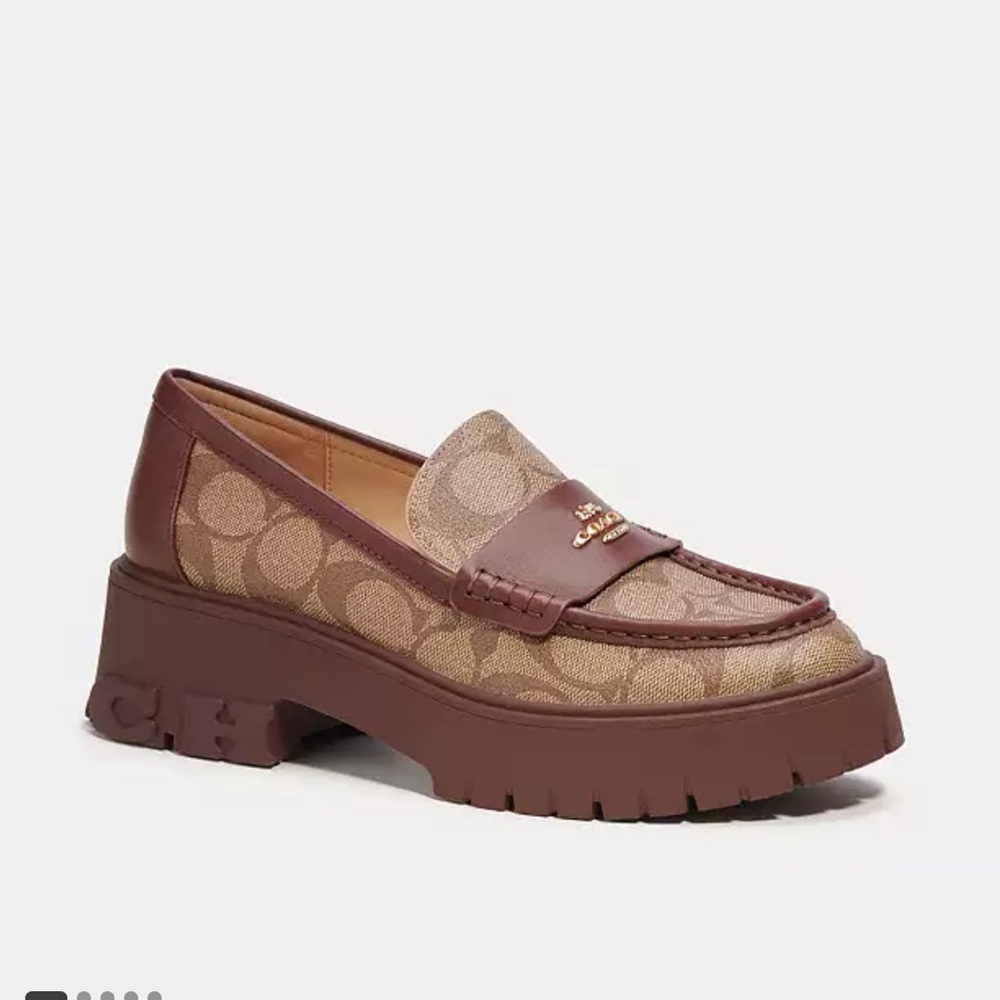 Coach Ruthie Loafer size 6 *NEW*